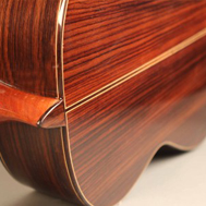 Как влияет порода древесины на звучание гитары